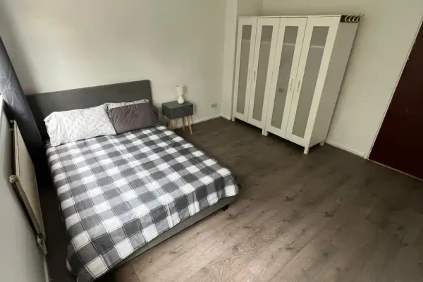 a3b7df06-64b4-459a-92d8-e384ba1faf2c