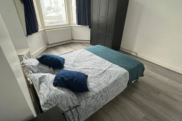 e95c9f4a-84e4-458d-8d35-fa8cb7aca6d0